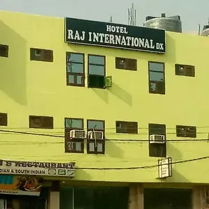 Hotel Raj International Dx In-front Of Sarai Rohilla Station